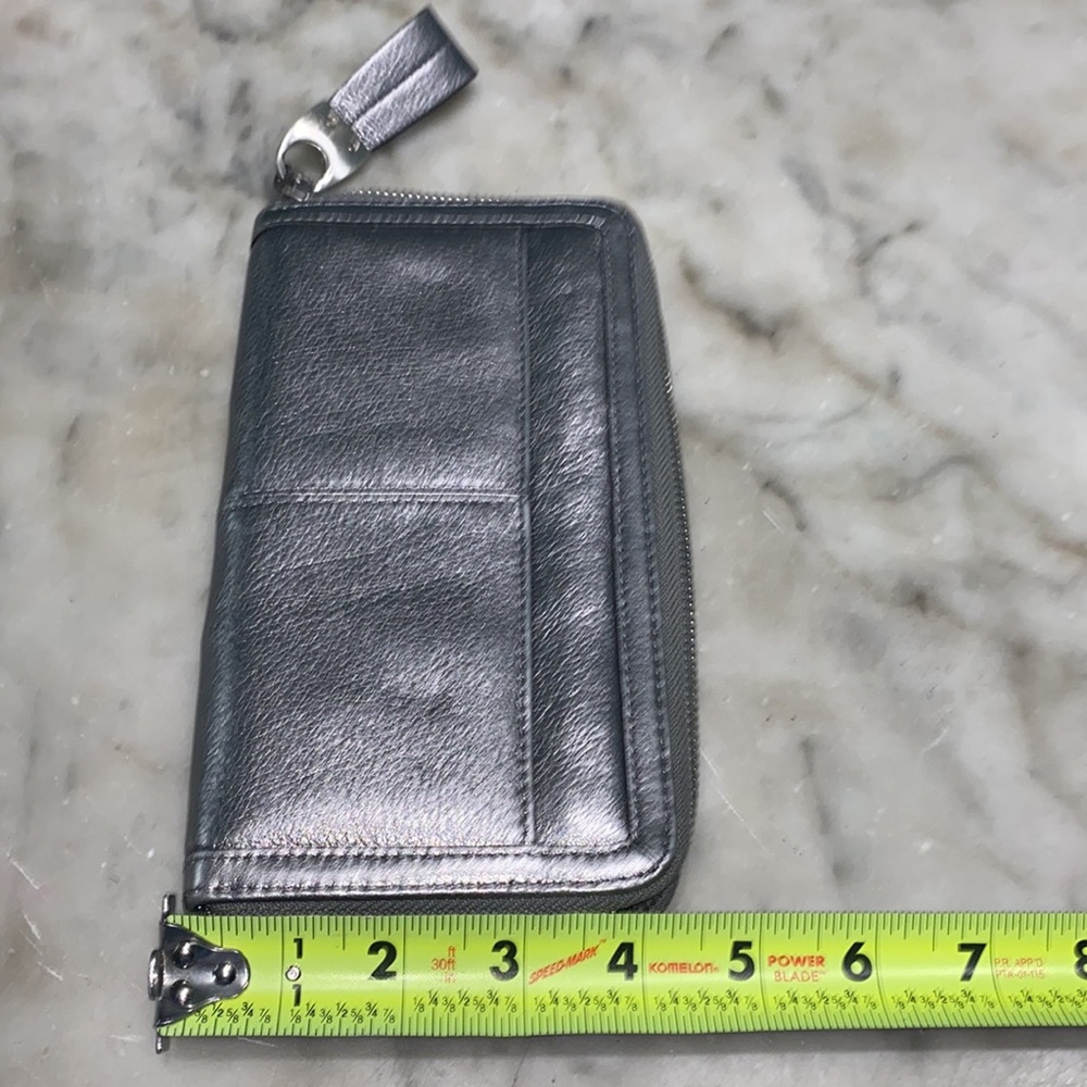 B Makowski Pewter Rutched Leather Wallet EUC - Picture 4 of 14